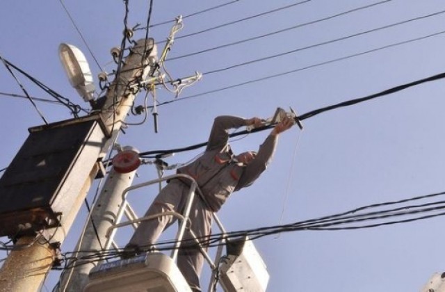 Кражби на електрически съоръжения оставиха над 50 хиляди домакинства без ток през 2015 г.