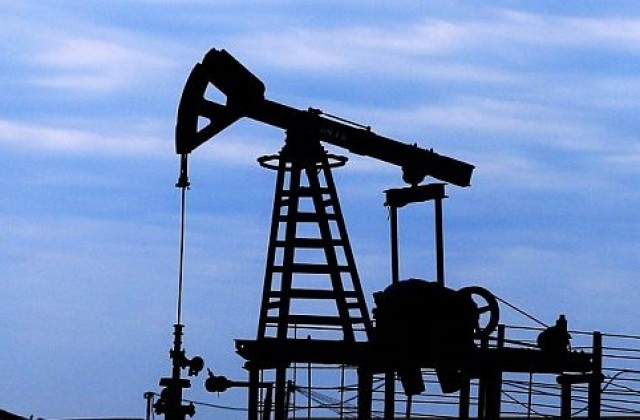 Евтиният петрол създава печеливши и губещи