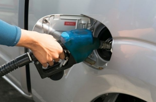 Още по-евтини горива ни очакват в началото на март