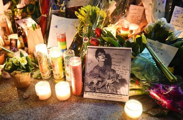 Погребват Дейвид Бауи в Ню Йорк с церемония в тесен кръг