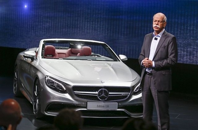 Mercedes пуска лимитиран кабриолет за юбилея си (СНИМКИ)