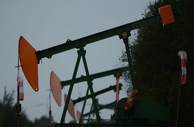 Цените на петрола ще вървят надолу