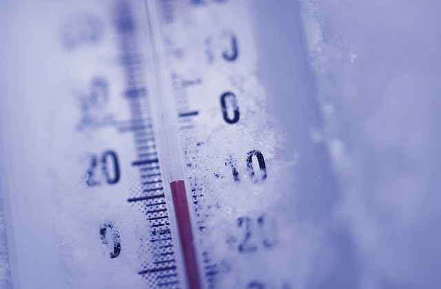 Студ скова страната, температурни рекорди в Дунавската равнина
