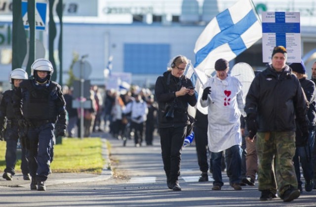 Финландия планира да прогони 20 000 от потърсилите убежище миналата година