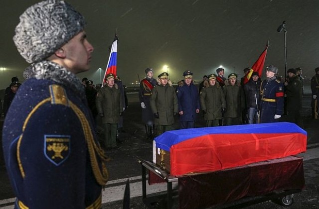 Москва търси убиеца на пилота на руския Су-24, свален от Турция