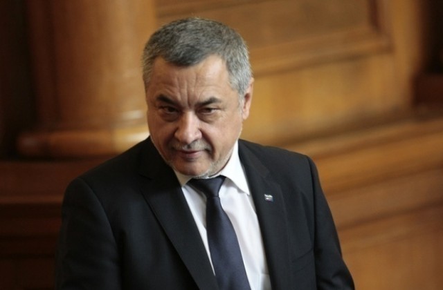 Патриотите решават за номинацията на Кунева за просветен министър след разговор