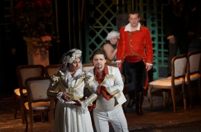 Операта със специални предложения в седмицата преди Свети Валентин