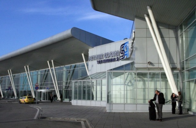 Предлагат столичното летище да носи името на Асен Йорданов
