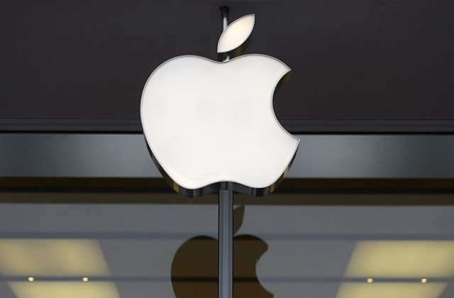 Съд нареди на Apple да разбие паролата на айфона на терорист