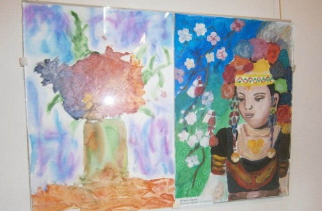 Над 1000 картини на Деветият национален конкурс за детска рисунка "Пролет върху листа"