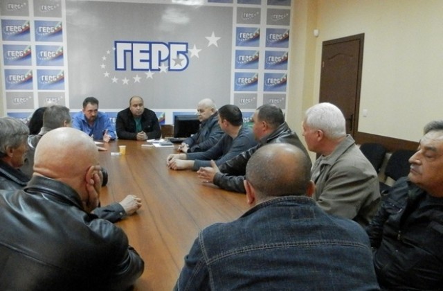 Кметове от ГЕРБ споделиха проблеми на среща с Владислав Николов и Мартин Митев