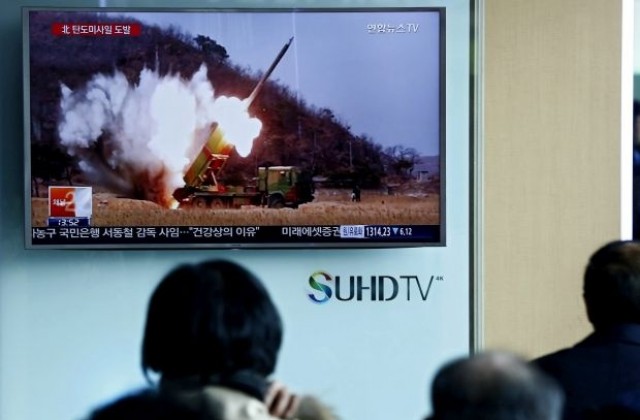 Северна Корея изстреля ракети с малък обсег към Японско море