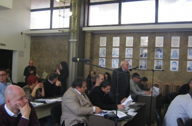 Няма да има нови избори за Общински съвет в Дупница, а пренареждане
