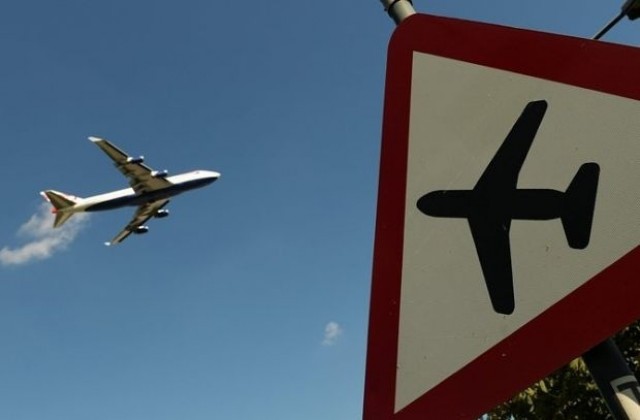 Евакуираха летището в Тулуза заради съмнителен багаж