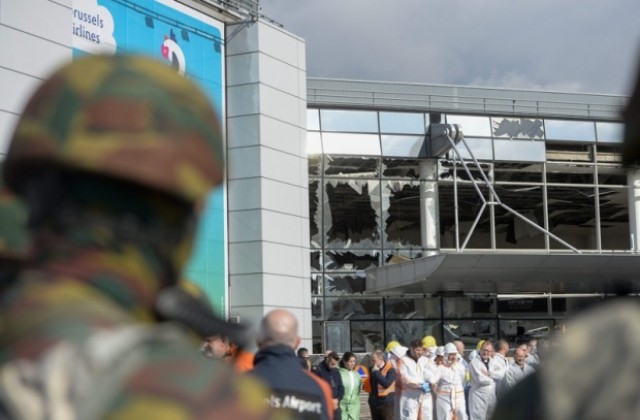 Идентифицираха втория атентатор на летището в Брюксел