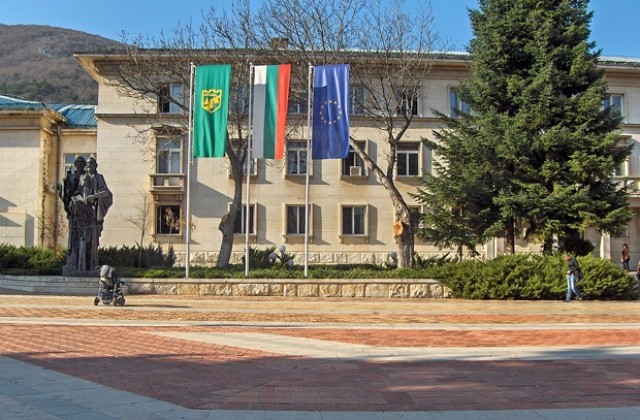 Гласуват новата структура на общинската администрация във Враца