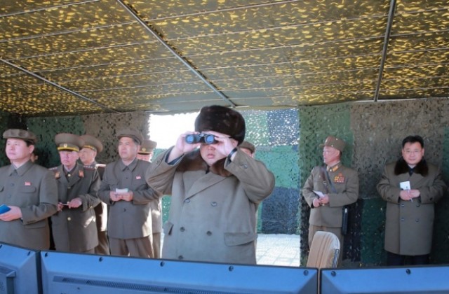 Северна Корея изпитва нова противовъздушна система