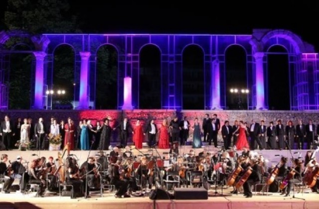 Операта „Сватбата на Фигаро на сливенска сцена
