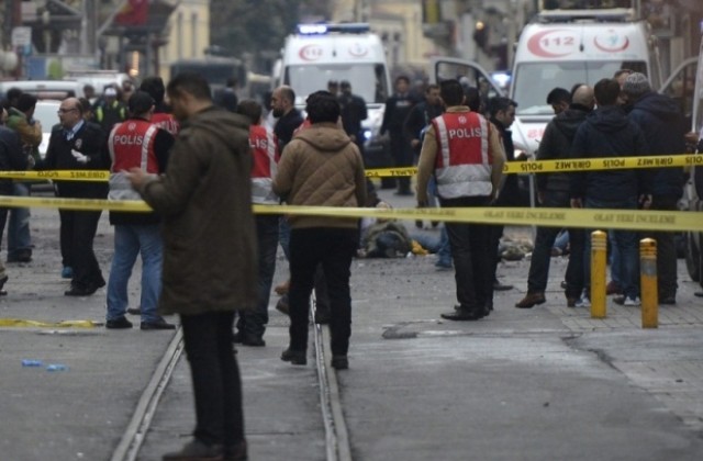 САЩ предупреди за възможни атентати в Истанбул и Анталия