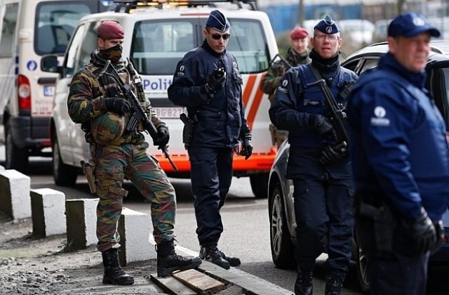 Брюкселската джихадистка група планирала да удари отново Франция