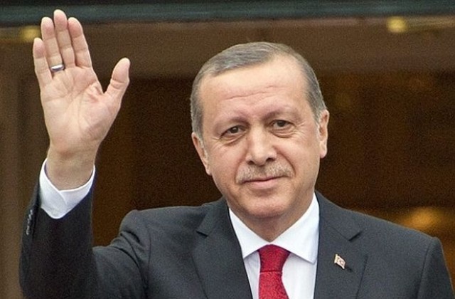 Ердоган подаде жалба срещу комик, който го иронизира