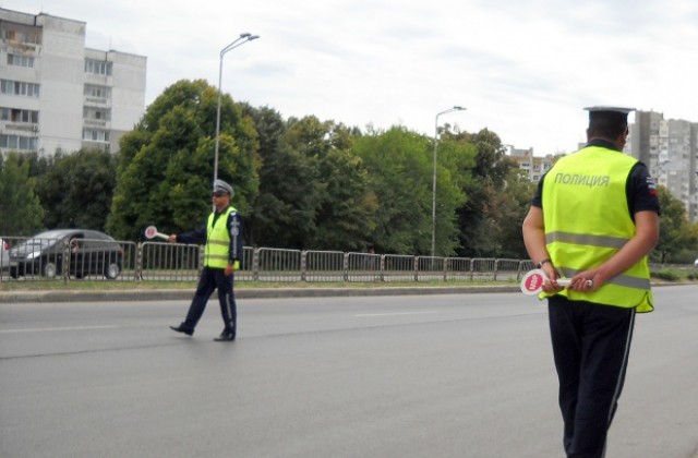 Пътни полицаи ще дежурят на входовете на Варна покрай празниците