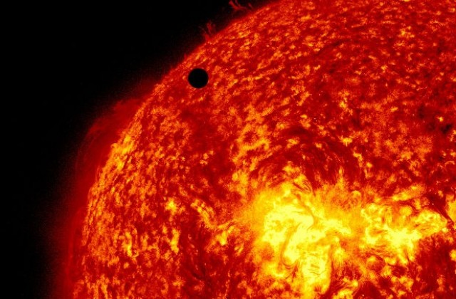 Сондата „Акацуки” започна да изследва Венера