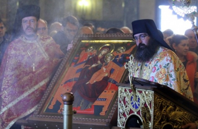 Чудотворната Светогорска икона пристига в София