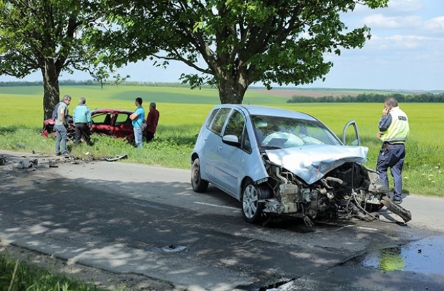 Жена пострада при катастрофа край Киченица