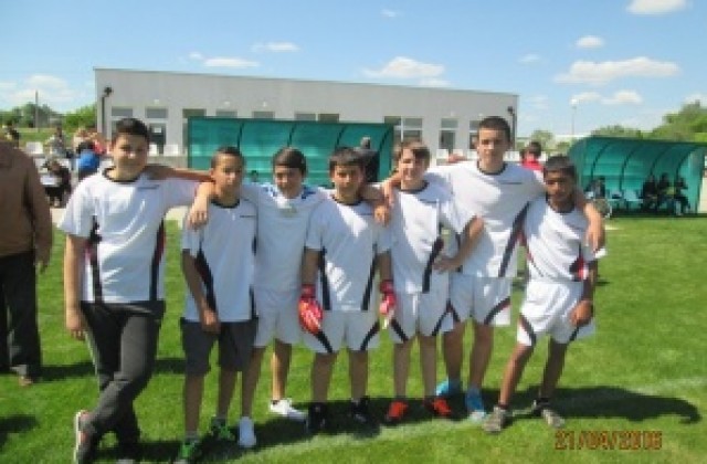 Училищен турнир по футбол на малки вратички в Болярово