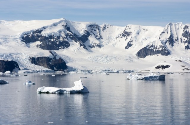 Новооткрито езеро в Антарктида може да крие древен живот