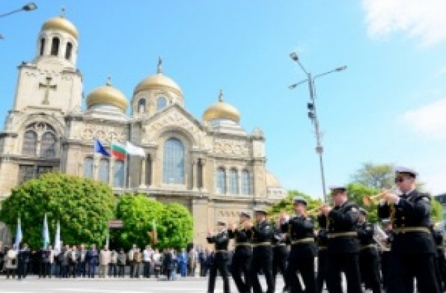 Варна отбеляза Деня на храбростта