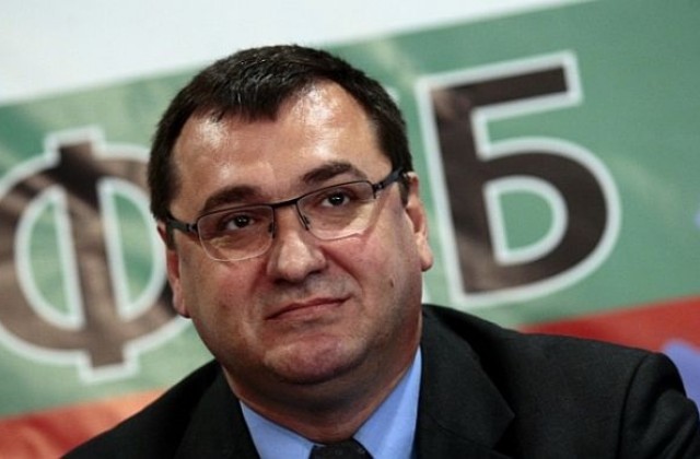 Законът срещу бурките няма да засегне Мики Маус, увери Славчо Атанасов