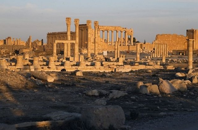 Русия строи военна база в защитена зона на Палмира, твърди НПО