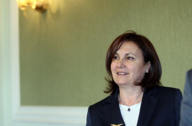 Министър Румяна Бъчварова дава старт на кампания в Ямбол