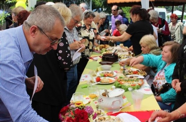 Фестивал на гъбата се състоя в Красен