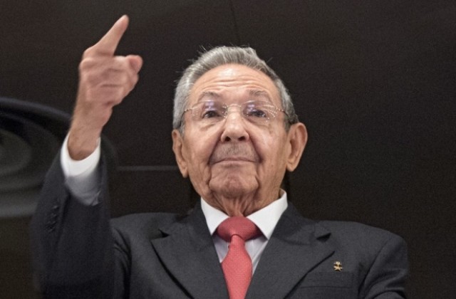 Раул Кастро на 85: Мога да изкарам още няколко 5-годишни мандата
