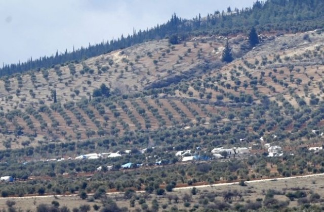 Прекъснаха главната снабдителна линия на ИД между Турция и Сирия