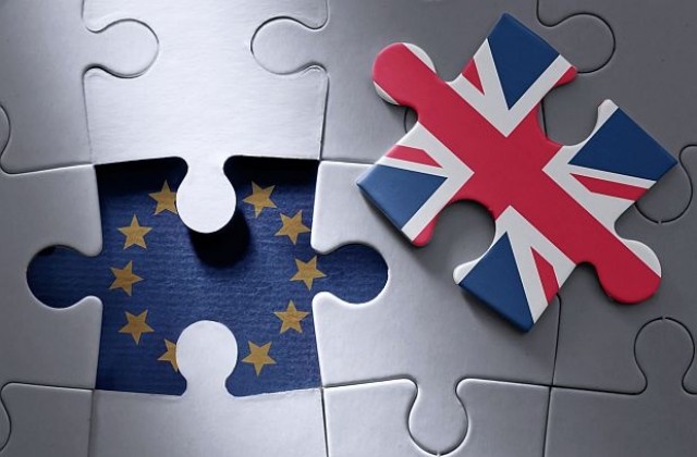 Комерсант: Британският референдум ще определи и съдбата на ЕС