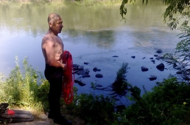 Шести ден търсят изчезналия в река Марица 19-годишен младеж