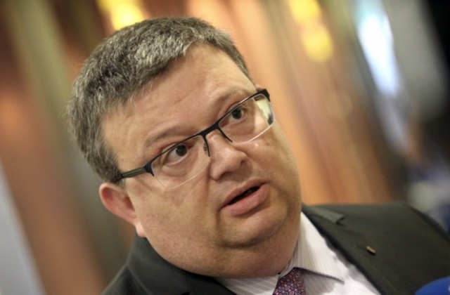 Цацаров иска публичност на доклада на европрокурорите
