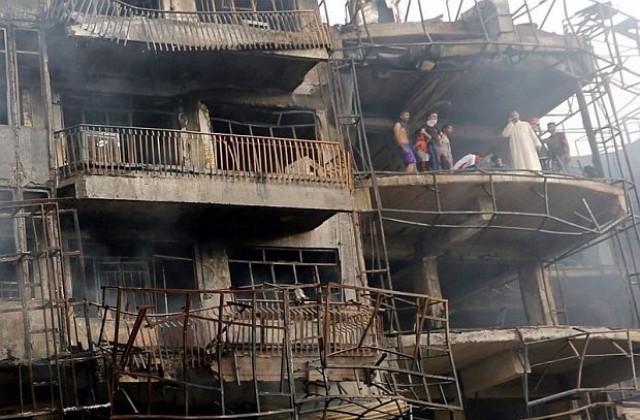 213 души загинаха при самоубийствен атентат в Багдад