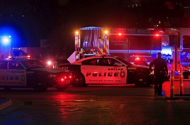 Кой е убиецът на полицаи в Далас (СНИМКА)