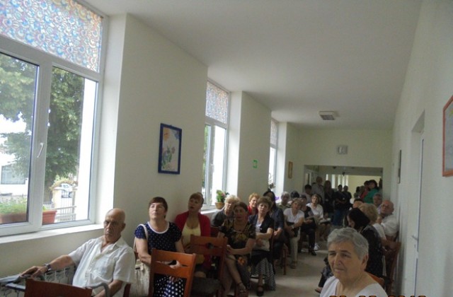 Домът за стари хора в село Полковник Савово отбеляза 5 години от създаването си