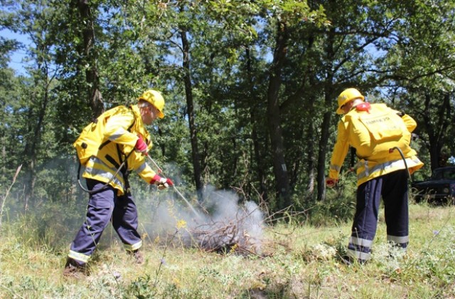 Оборудваха горските стражари със 100 нови пръскачки за гасене на пожари