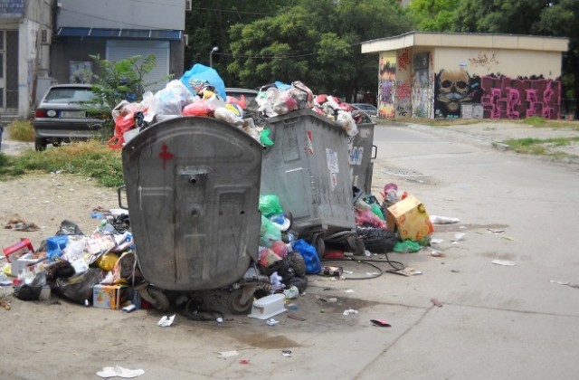 Безкомпромисни глоби за някои сметопочистващи фирми, оставили Варна без чистене 3 дни