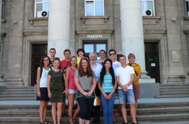 Естонски студенти са на лятна практика в Русенския университет