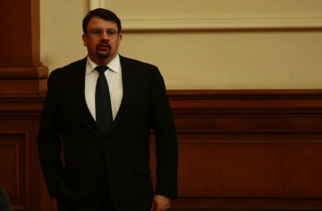 Депутатът Настимир Ананиев с приемна в Добрич