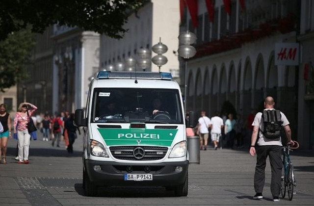 Нападателят от Мюнхен се увличал по игри със стрелба, имал проблеми в училище