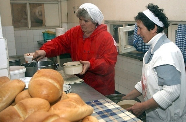 Обновяват кухненското оборудване в Социалния патронаж в село Победа